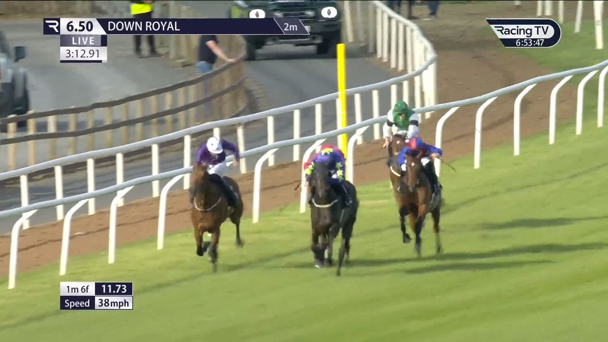 Back in the groove! Carmers, last year's Queen's Vase winner, lands the Listed feature Down Royal Racecourse and books his ticket back to Berkshire. Will he stay the Gold Cup trip? 🏆