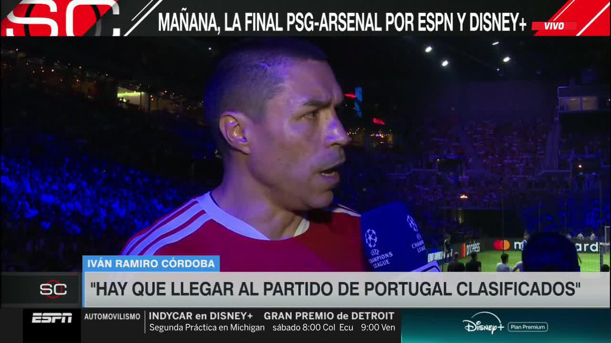 🇨🇴⚽ ¡De capitán a capitán! Iván Ramiro Córdoba, capitán de la Selección Colombia en el título de Copa América 2001, analizó el reto ante Portugal en el Mundial y destacó a James Rodríguez. #ESPNMundial #FIFAWorldCup ▶️ Mira #SportsCenter en el Plan Premium de #DisneyPlus.