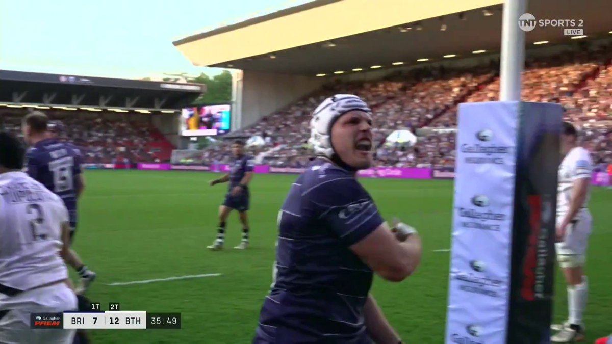 Fitz Harding doing it all once again 💥 The Bristol Bears 🐻 captain leading by example 💪