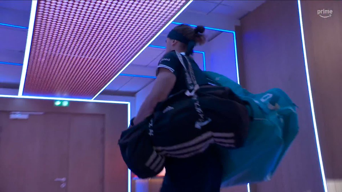 IL EST DÉSORMAIS L’IMMENSE FAVORI 🤯 ❌ Carlos Alcaraz absent, Jannik Sinner et Novak Djokovic éliminés… Il n’y aura sans doute plus jamais une si grande opportunité de titre en Grand Chelem pour Alexander Zverev. Va-t-il le faire ? 🏆