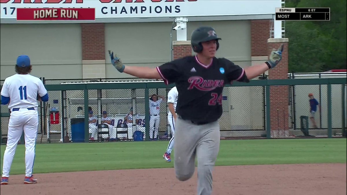 CHAOS IN GAINESVILLE 🤯 Down 4-0, Rider hit a game-tying grand slam and followed it up with a two-run homer later in the inning to take the lead over Florida 💥