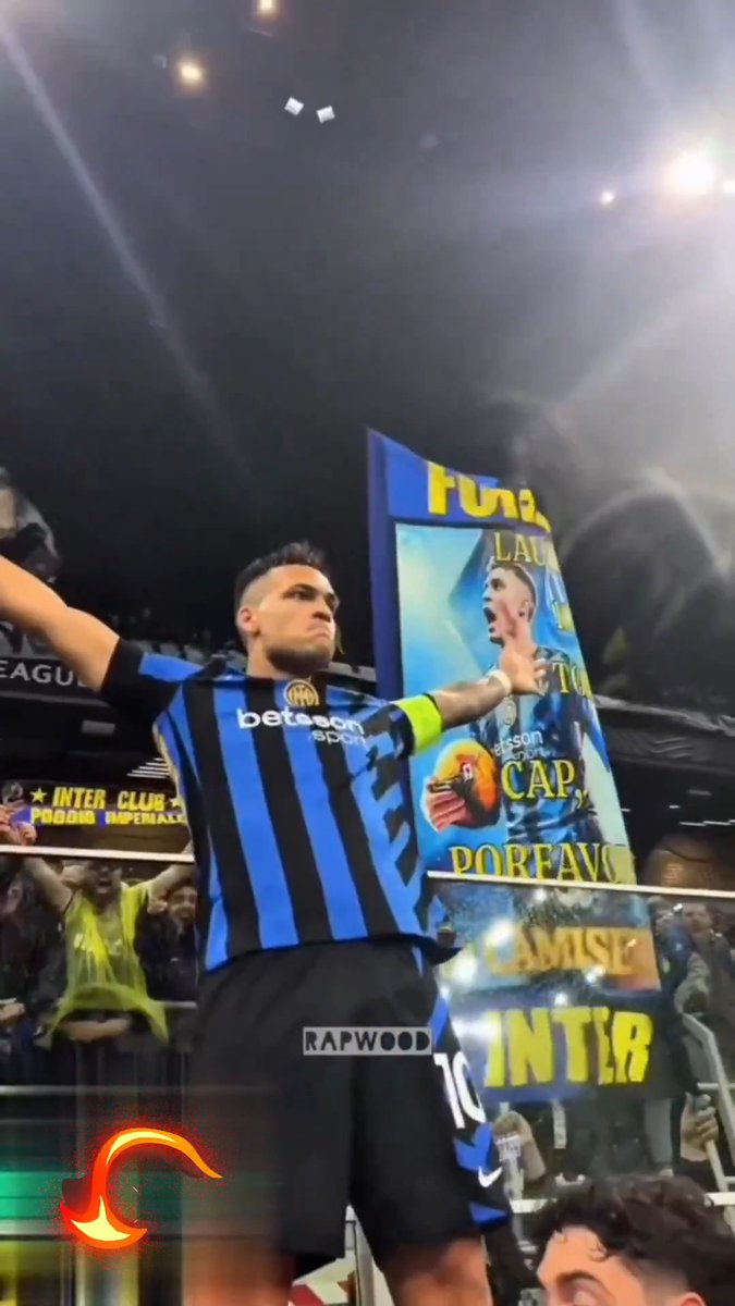 Lautaro Martinez ikonik gol sevincinin ardından hayranından harika bi hediye alıyor