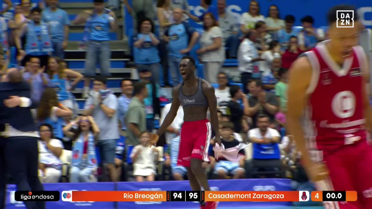 NO TIENE NINGÚN SENTIDO. ES LA SALVACIÓN MÁS LOCA DE LA HISTORIA 🔥 Casademont Zaragoza se salva cuando perdía de 5 puntos a falta 6 segundos 🤯 #LigaEndesaxDAZN 🏀