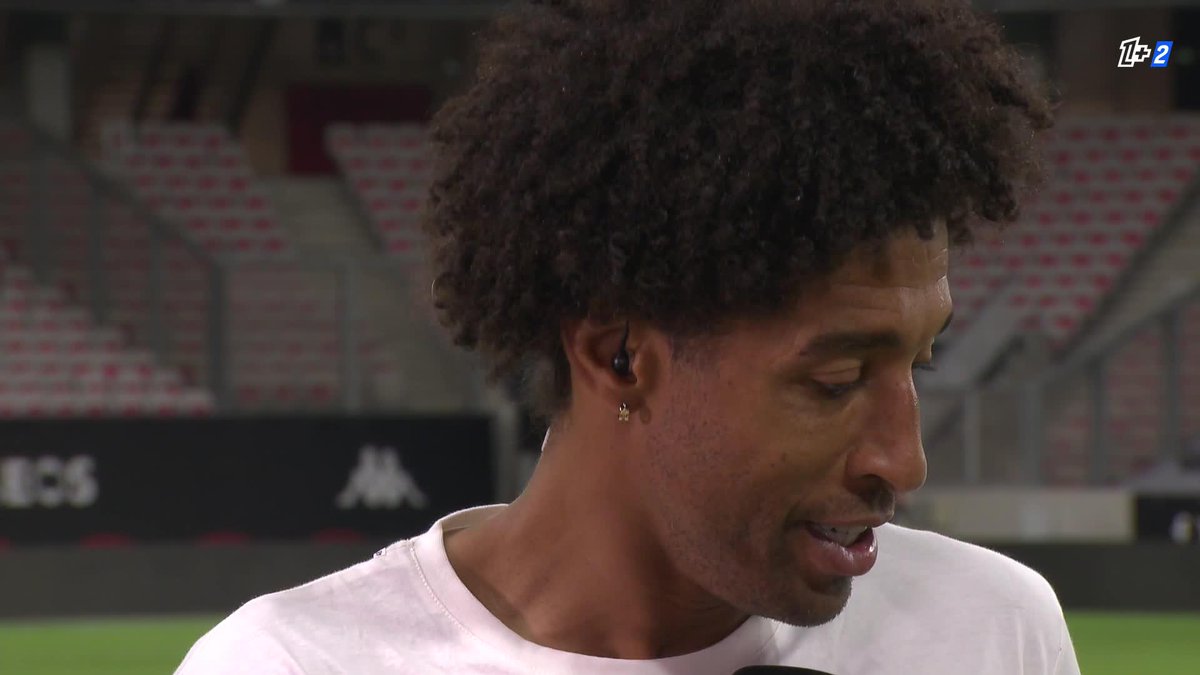 🗣️ Dante : "Le terrain me manquera." Pizza à la main, le Brésilien confirme qu'il met un terme à sa carrière. #OGCNASSE