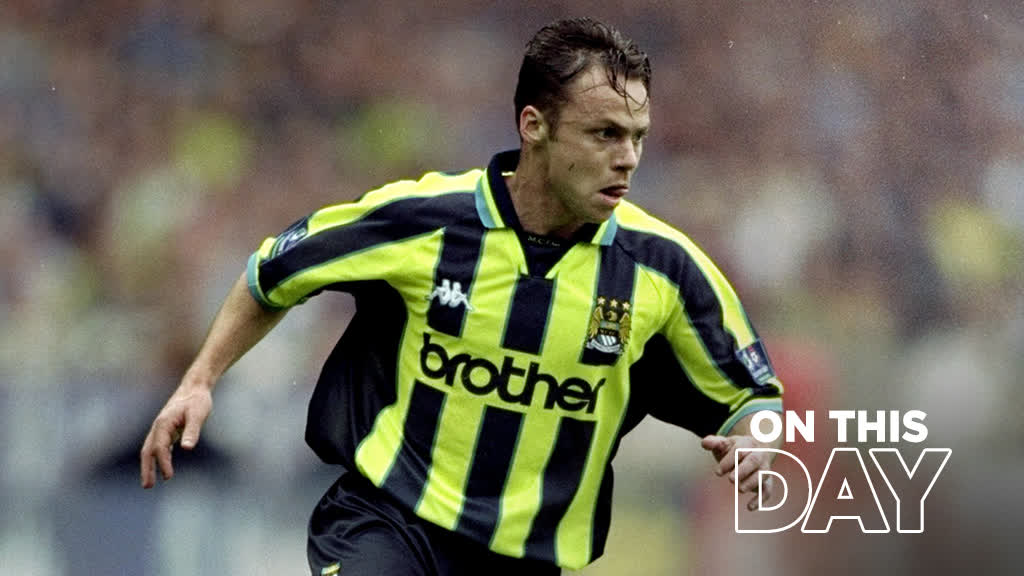 27 years ago today, #ManCity completed the ULTIMATE Wembley comeback thanks to Kevin Horlock and Paul Dickov, winning 3-1 in a penalty shoot-out, and securing PROMOTION back to the First Division. 🤯