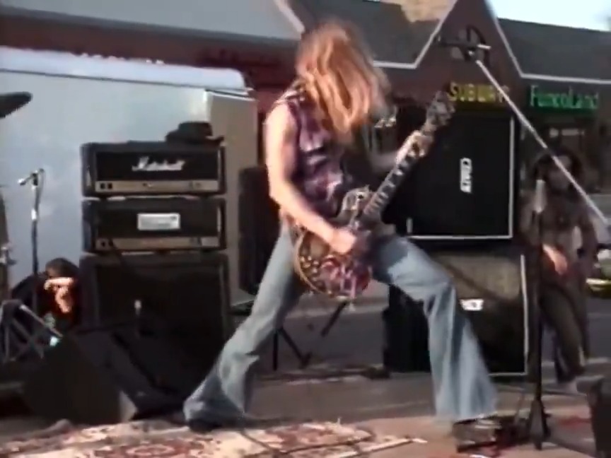 Random Song of the Day Mississippi Queen Zakk Wylde live -1993