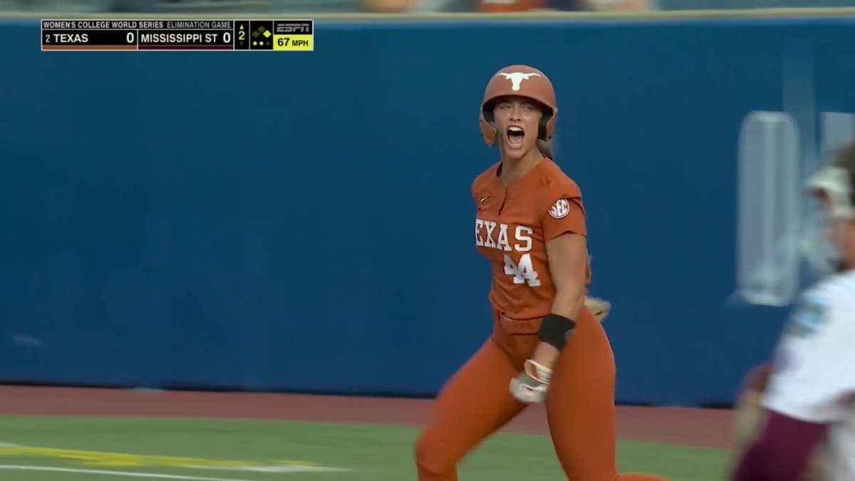 Kaiah Altmeyer's first HR of the season is a 2-run shot in the WCWS 🔥 Texas opens things up on ESPN and the ESPN App 🍿