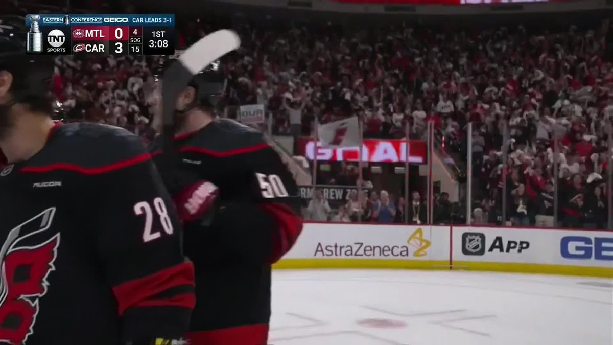 WHAT A PASS TO SET UP THE GOAL 🍎 Canes are pouring it on early‼️