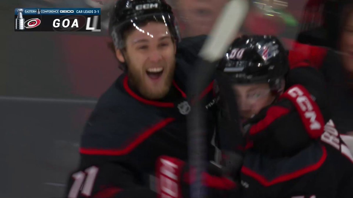 Speed, Eric Robinson is speed ๐จ #StanleyCup In back-to-back games, the Carolina Hurricanes have grabbed a 3-0 lead in the first period! Presented by Budweiser