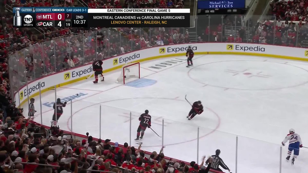 CANES FANS ARE HITTING THE OLE OLE OLE CHANTS 💀💀💀