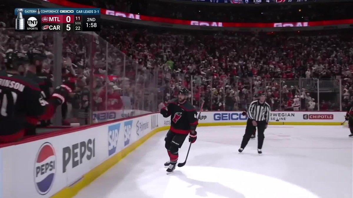CANES ADD ANOTHA ONE, IT'S 5-0!!! 👏🚨