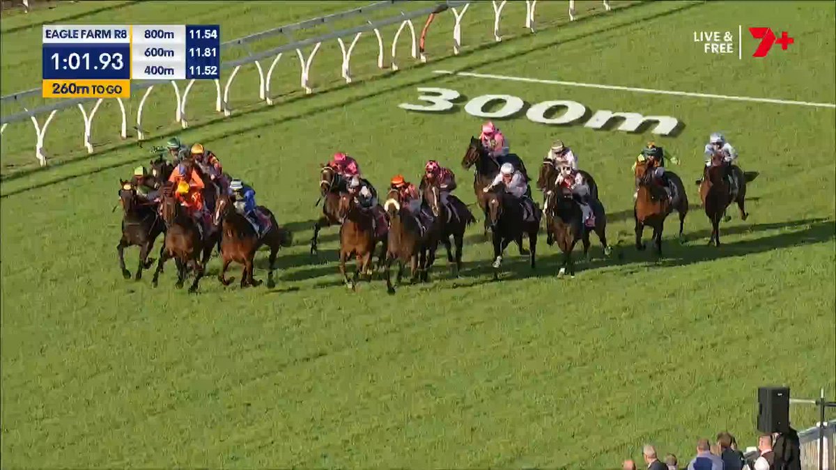 HEADLEY GRANGE IS A GROUP 1 WINNER ๐งก๐ HE WINS AN EPIC KINGSFORD SMITH CUPโผ๏ธ @prideracing