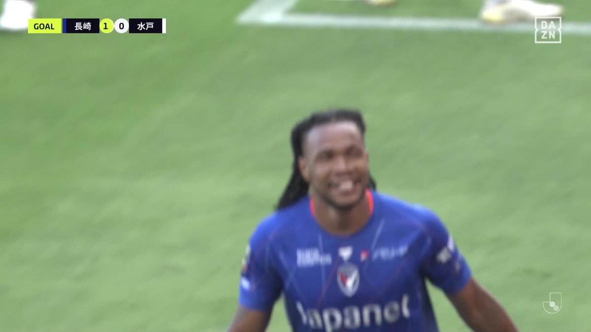 エースへのドンピシャクロス! 左サイドからのクロスボールに マテウス ジェズスが頭で合わせ 長崎は前半開始26秒で先制点を獲得! 🏆 明治安田J1百年構想リーグ 🆚長崎×水戸 📱DAZN ライブ配信中 #Jリーグ だったらDAZN