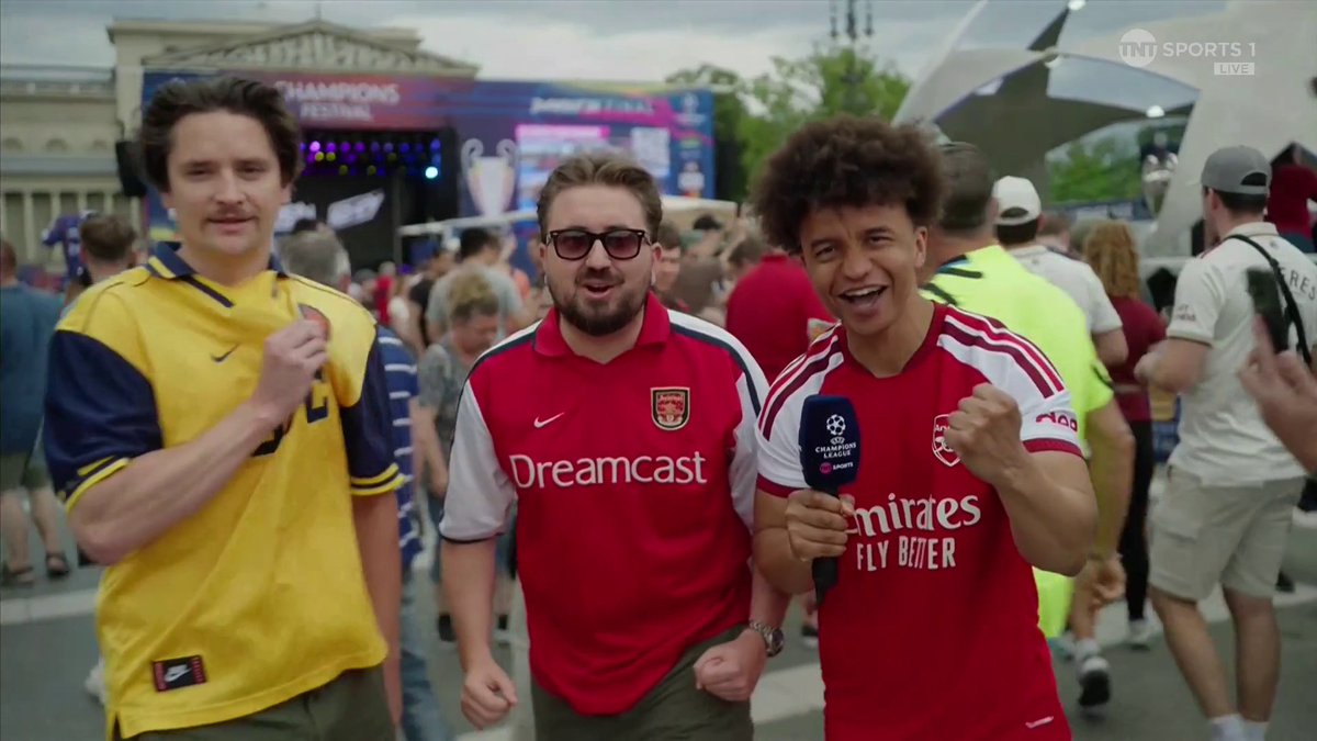 “We’ve been celebrating for three days straight.” 🥳 Radzi is in amongst the Arsenal fans in full kit 🙌 Live now on TNT Sports & HBO Max 📺