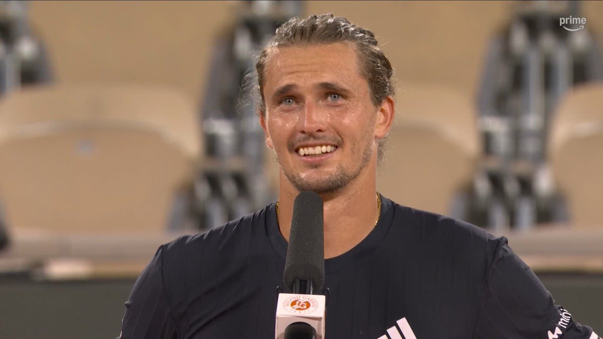 « J’ESPÈRE QU’ILS GAGNERONT » ⭐️❤️💙 Alexander Zverev 🇩🇪 affiche son soutien au PSG pour la finale de la Ligue des Champions. 🏆 🎥 Prime Video Sport France