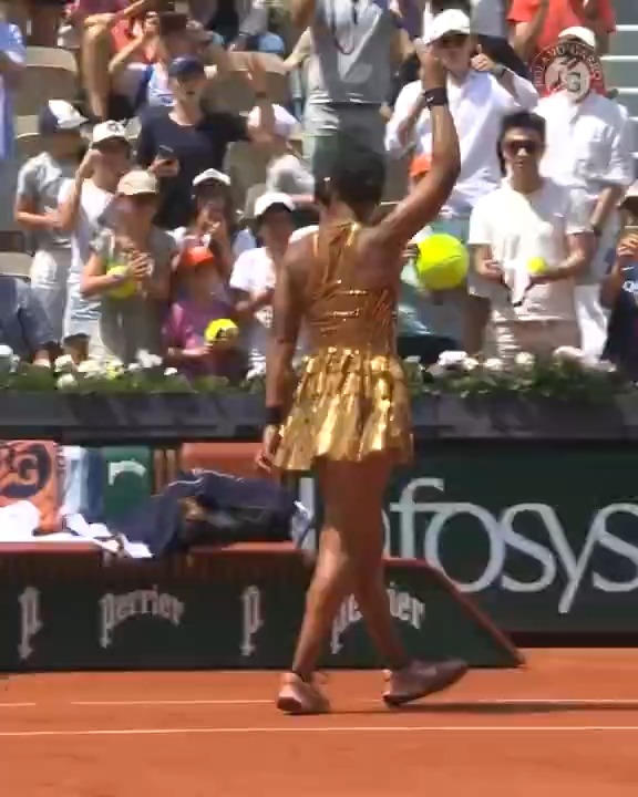 Naomi Osaka is through to the round of 16 for the first time in Paris 👋 Catch up on the highlights from the No.16 seed's win over Iva Jovic right here. #RolandGarros