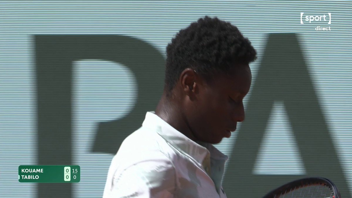 #RolandGarros | 🔥 C'est parti pour Moïse Kouame ! 🇫🇷 Le Français peut-il battre Alejandro Tabilo, 36e mondial, et rallier les huitièmes de finale ? 📺 Suivez Roland-Garros en direct sur la chaîne sport :