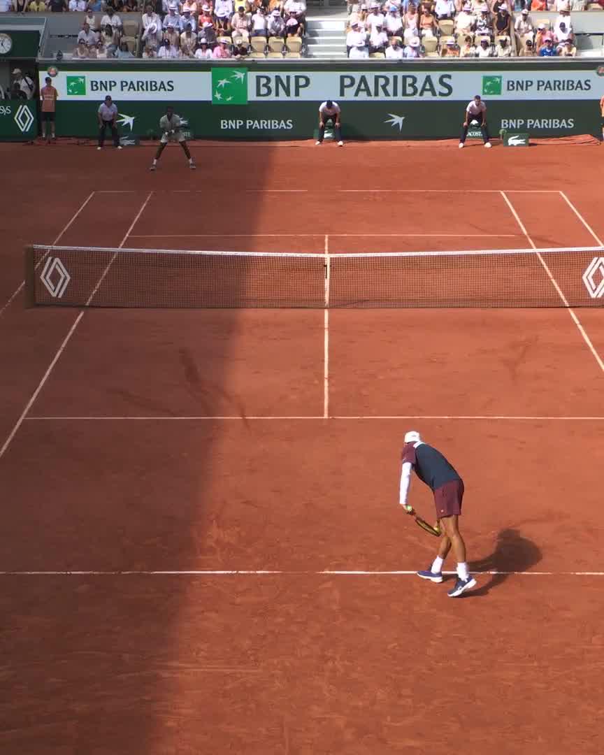 Got the crowd on their feet 🗣️ #RolandGarros