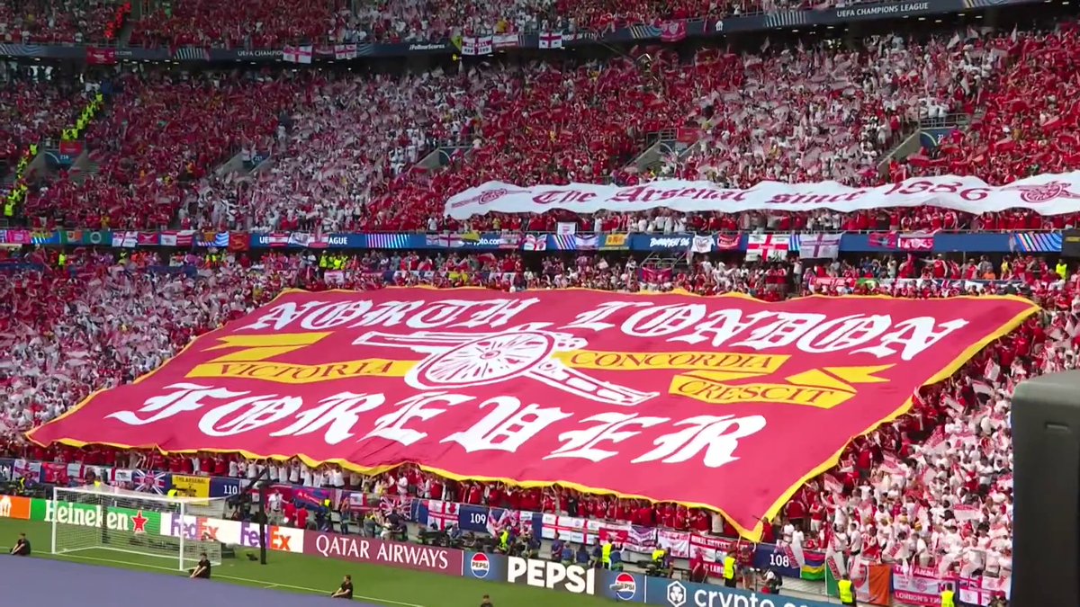 This Arsenal tifo at the UCL Final 😍 📺 TNT Sports &amp; HBO Max