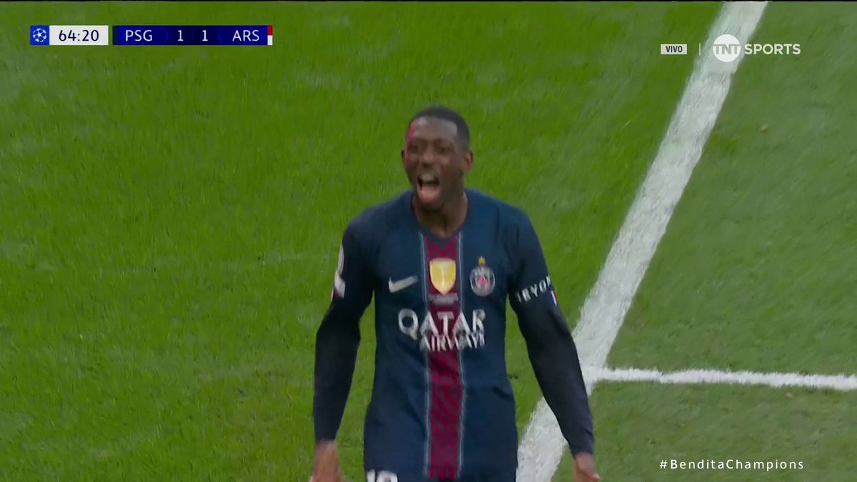Ousmane Dembele pasó de ser la burla de todo el mundo a ser el mejor jugador del planeta. Qué hermoso es el futbol.