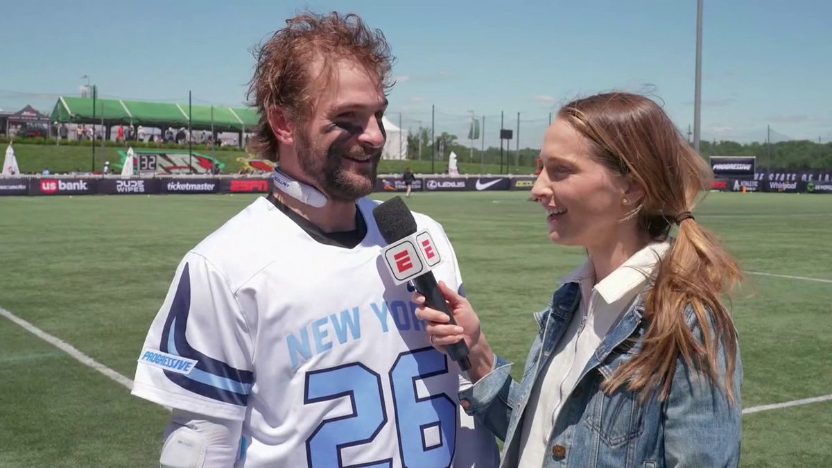 New York Atlas midfielder Bryan Costabile is keeping an eye on the stands in case his wife goes into labor during their game 😅 Watch Atlas vs. Outlaws now on ABC and the ESPN App 🍿