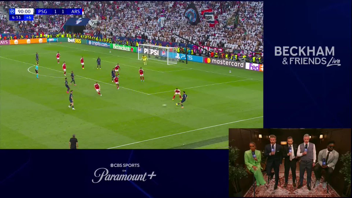 “He's one of those players and personalities you want to be successful.” Declan Rice has a fan in Sir David Beckham 💐 Stream the Beckham &amp; Friends Live altcast exclusively on Paramount+ 📺
