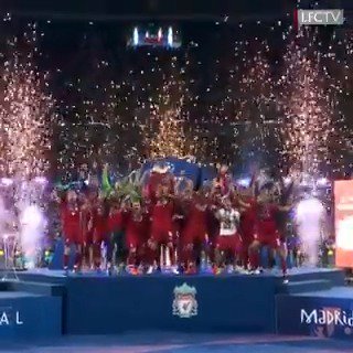 This is the best trophy lift of all time
