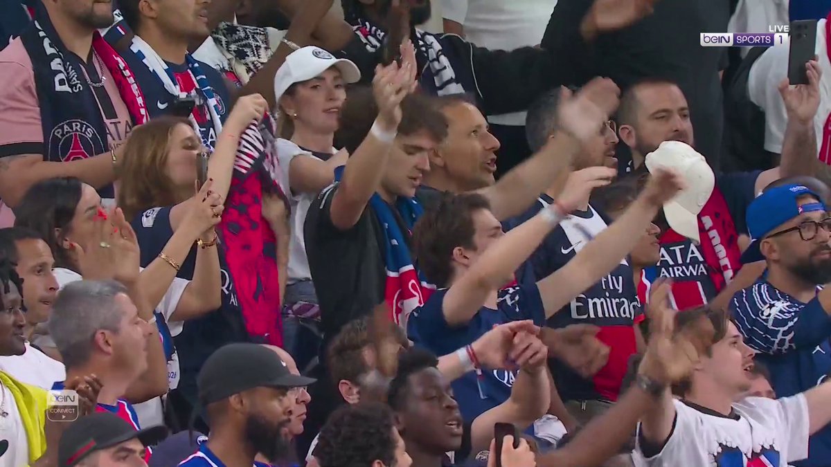 جماهير باريس سان جيرمان تحتفل بلقب دوري أبطال أوروبا بطريقة خيالية. 🏆 🔥