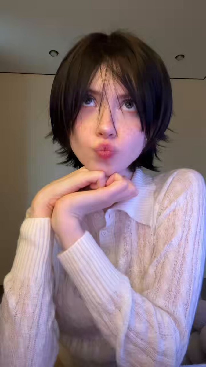 eww i dont like the short hair