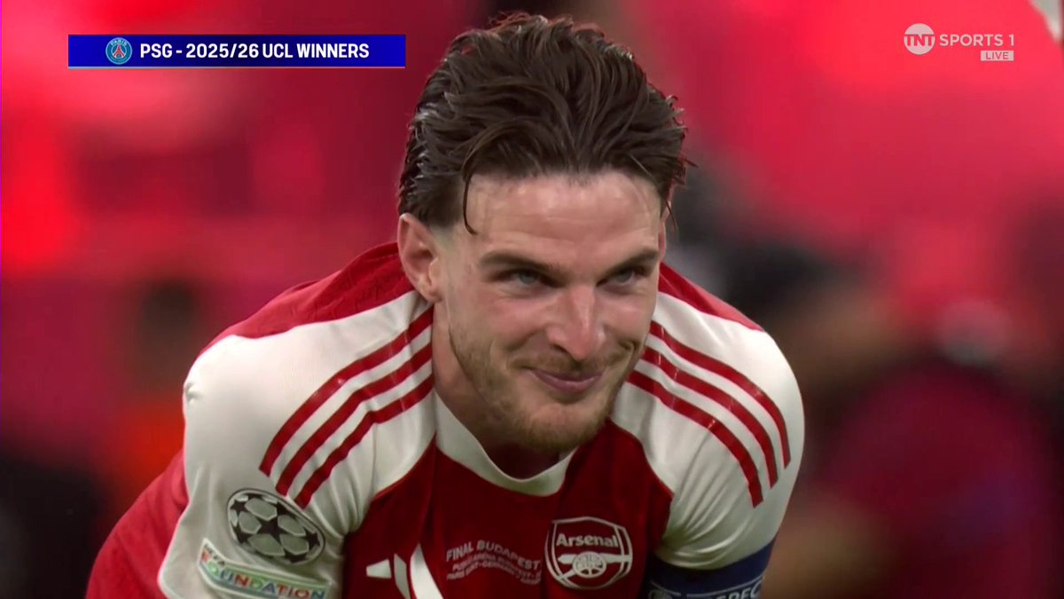 Declan Rice’s reaction after losing the Champions League final… He knows Arsenal will go again 👀