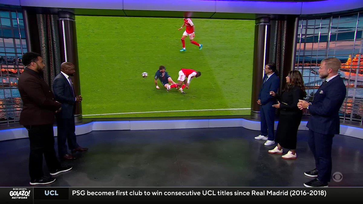 "A penalty is enough of a punishment without giving a yellow card." Christina Unkel, @t_deeney, Mike Grella, and Marcelo Balboa break down the penalty called on Cristhian Mosquera's foul 📌