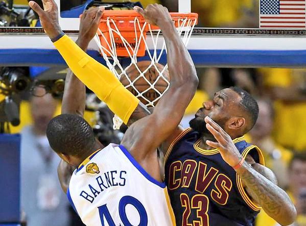 Remember these nasty dunks by The Black Falcon? HBD Harrison Barnes (Harrison Barnes)