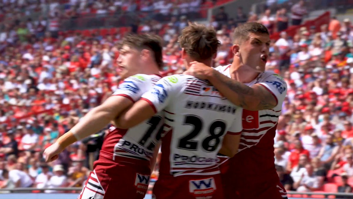 💫 A Challenge Cup Final double for the Lance Todd Trophy recipient. #WWRL #ChallengeCup