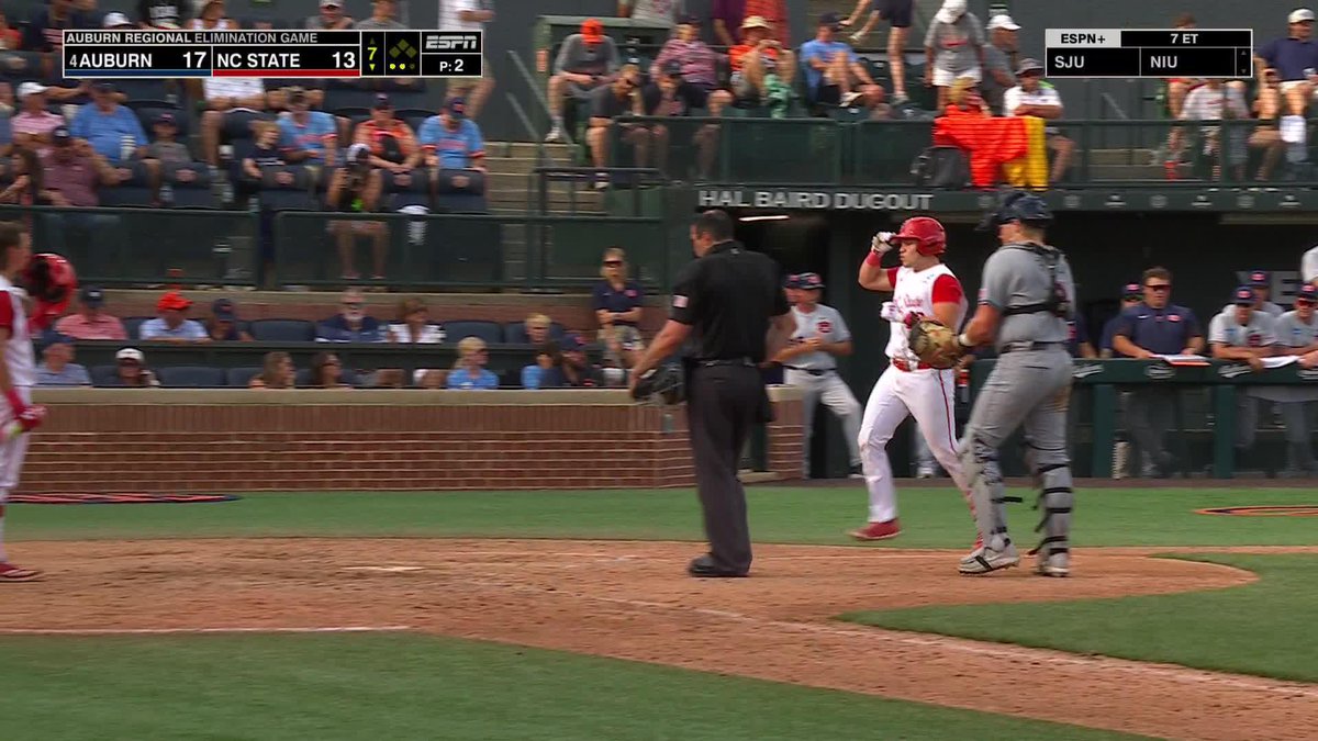 First career home run for Vincent DeCarlo! B7 | Wolfpack 13, Auburn 17