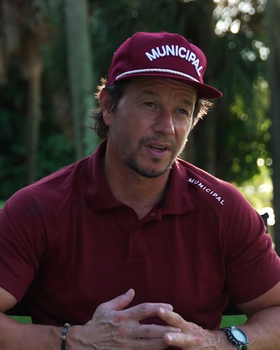 Mark Wahlberg says 2.5 hours is the ‘perfect’ amount of time for 18 holes. 😳 How long should it take to play a round of golf? ⏰