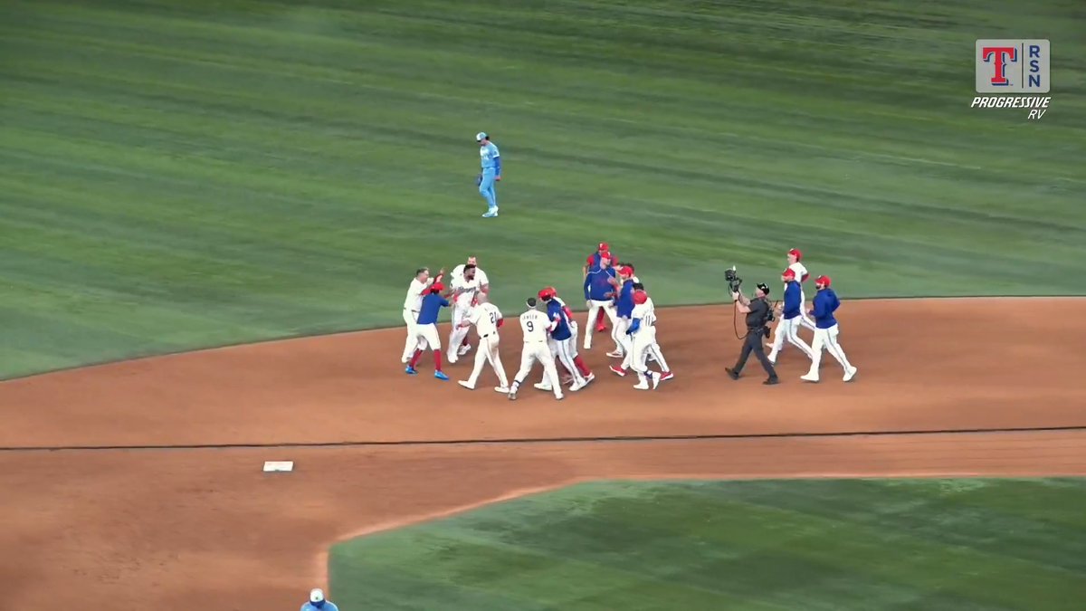 EZ DOES IT! #AllForTX