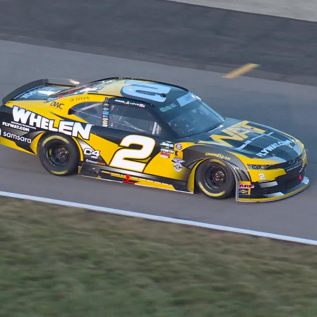 Trouble for jesse love jr. The No. 2 is forced to make a green-flag stop.