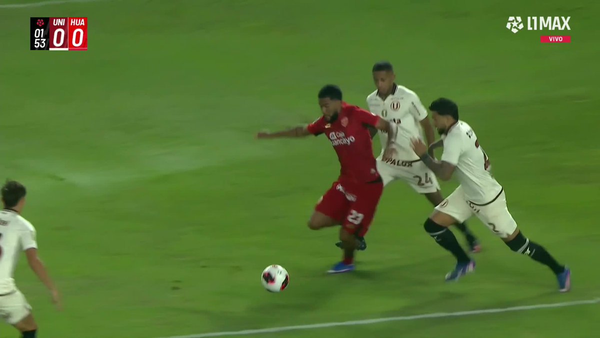 #LAPREVIA | 🎙️G-U-S-T-A-V-O: "Pero Quispe está sentado en un palco junto a Franco Velazco (...) Tiene conversaciones avanzadas en Argentina pero pueden cambiar las cosas". #Universitario vs #SportHuancayo 📺 Conoce cómo ver L1MAX en vivo 👉 #L1MAX #Liga1 #TorneoApertura2026
