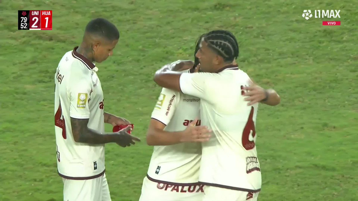 😭 MARTÍN PÉREZ GUEDES AL BORDE DE LAS LÁGRIMAS El jugador argentino besa la cancha del Monumental 🏟️ #Universitario 2-1 #SportHuancayo 📺 Conoce cómo ver L1MAX en vivo 👉 #L1MAX #Liga1 #TorneoApertura2026