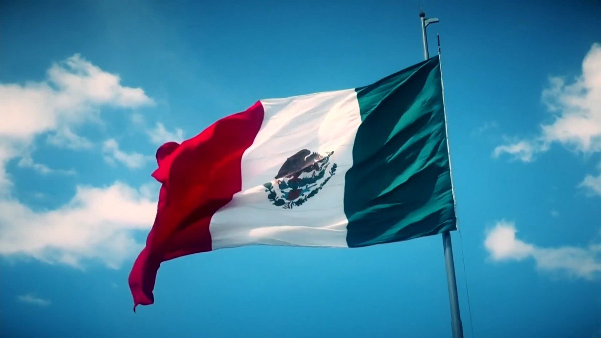 Septiembre será histórico con el regreso de WWE a México a Guadalajara, Monterrey y con #SmackDown y #WWERaw completamente en vivo desde Ciudad de México 🥳🇲🇽