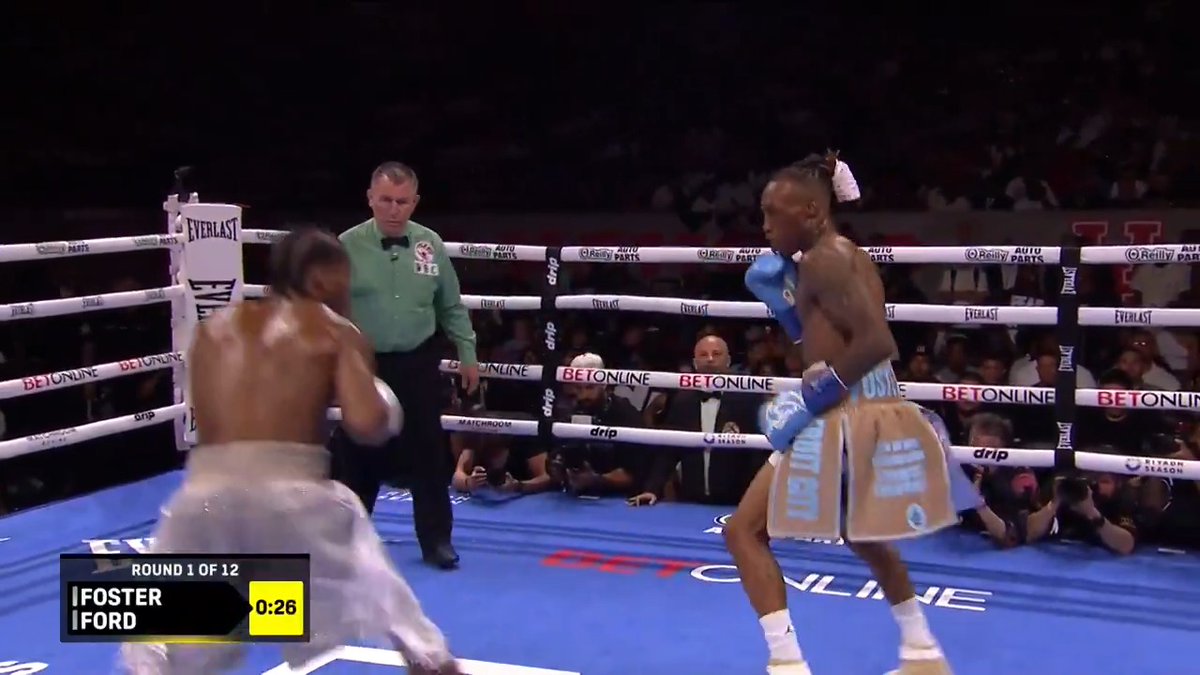 RAY FORD FLEW OUT THE RING 😱 #FosterFord live on DAZN 📺