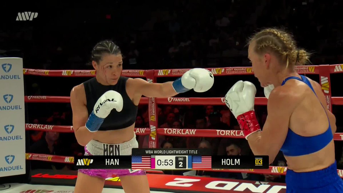 Stephanie Han ROCKS Holly Holm in the 2nd round! ——— #MVPW03 LIVE NOW 🇺🇸 ESPN 🇬🇧 SkySports 🌎