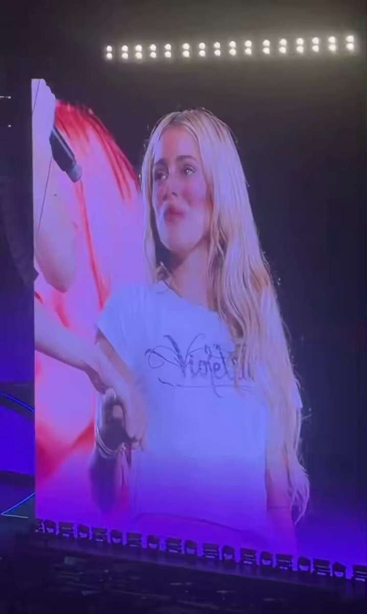 tini le dijo a maria que le salvo la vida muchas veces😭😭😭 me muero las amo