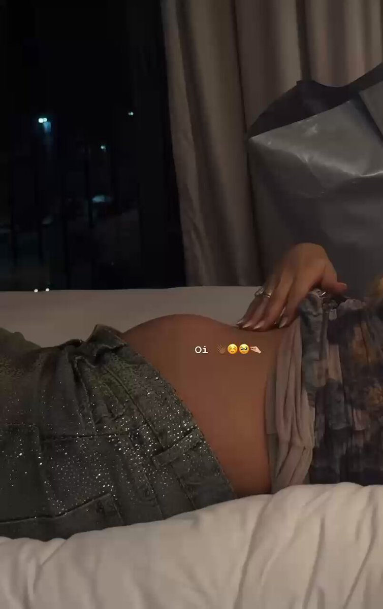 O bebê ainda não sabe, mas é filho do futuro melhor jogador do mundo.
