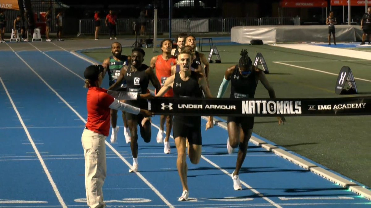 Wes Ferguson 🇺🇸 drops a PB of 1:44.41 to win the pro men's 800m at the Under Armour Nationals! Navasky Anderson 🇯🇲 2nd in 1:44.56.