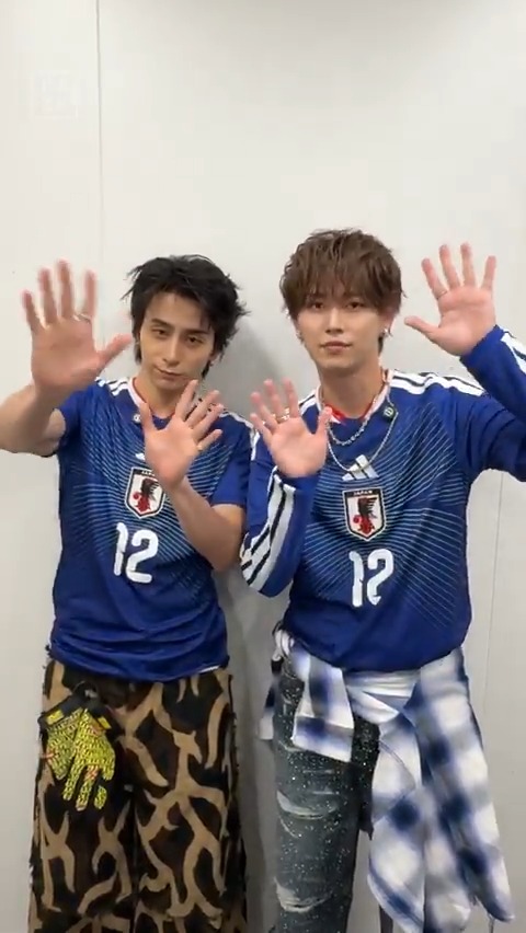 JI BLUEのお二人が ハーフタイムにゲスト出演🤍🖤 #西洸人 さん(INI) と #白岩瑠姫 さん(JO1)が 注目する日本代表選手は？ ⚽キリンチャレンジカップ 🆚日本×アイスランド 🆓 DAZN 無料ライブ配信中 無料ライブ視聴はこちら👇 #JI_BLUE #最高の景色を #世界一の追い風になろう JI BLUE