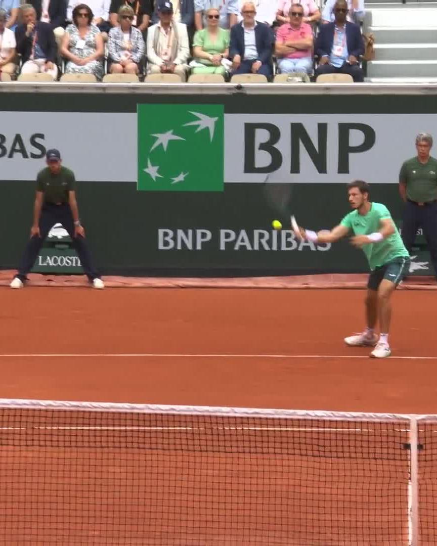Carreno Busta in the driver's seat 🏎️ #RolandGarros