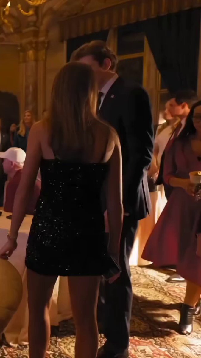 Barron trump is such a Young ,handsome tall gentleman !! He is raised well