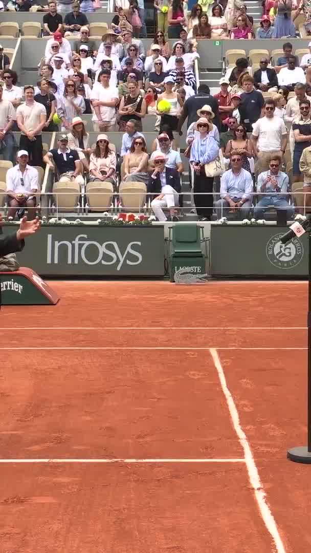 Elina Svitolina is waiting for Gael to comeback for her next match 😆 #RolandGarros