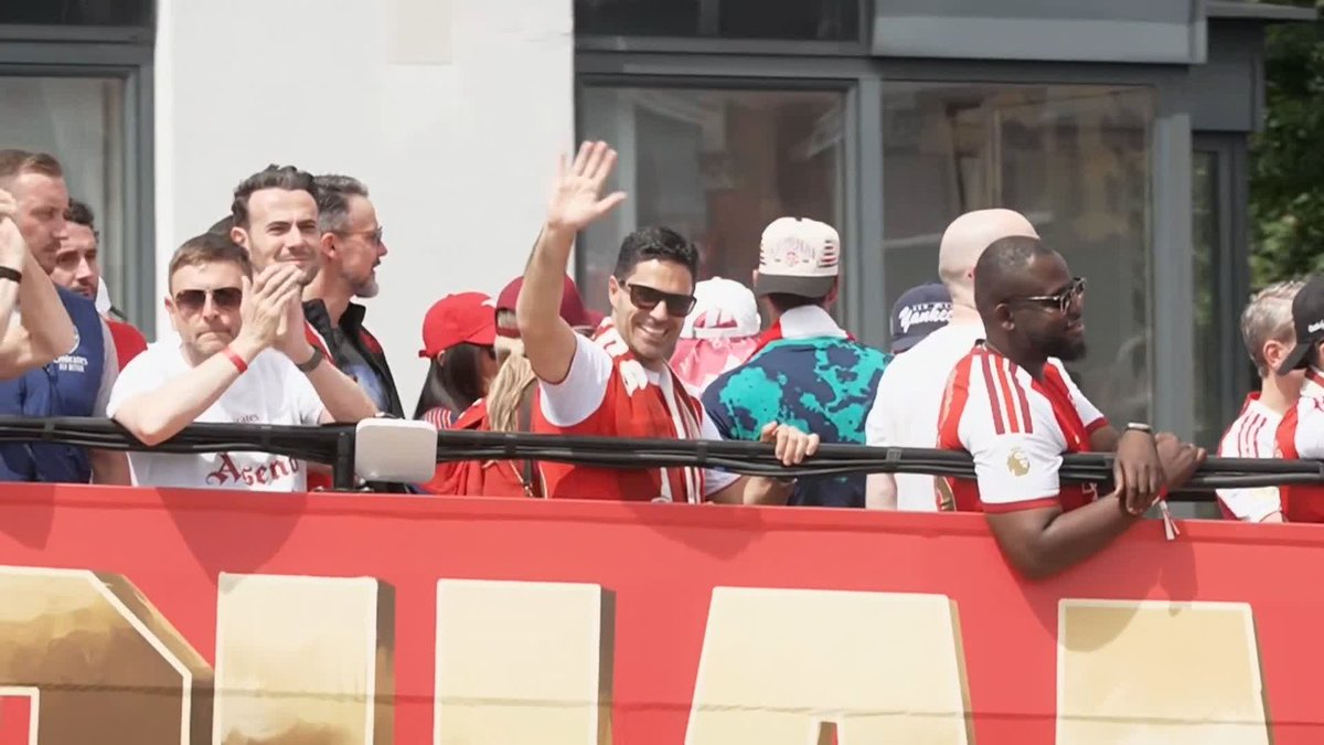 Mikel Arteta is loving it 😎